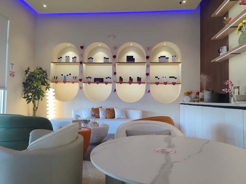 Invita Head Spa