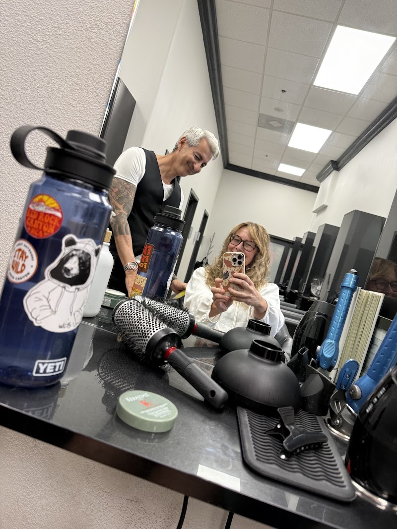 Salon La' Shae