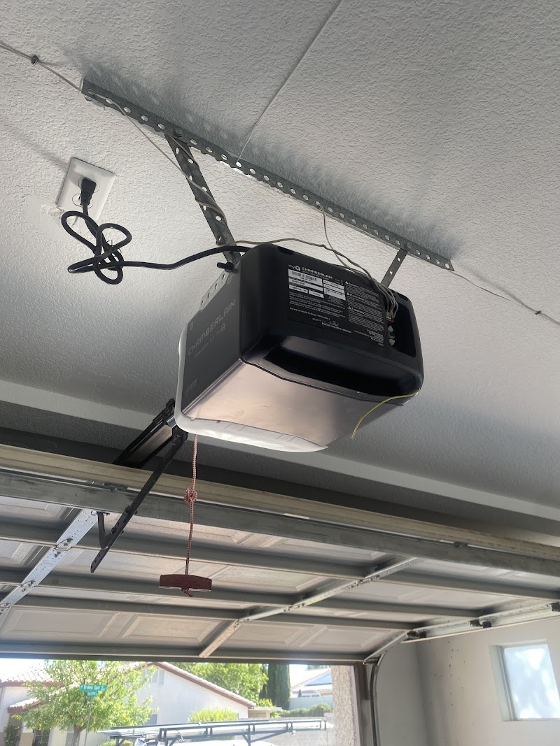 APPLE GARAGE DOOR REPAIR NW