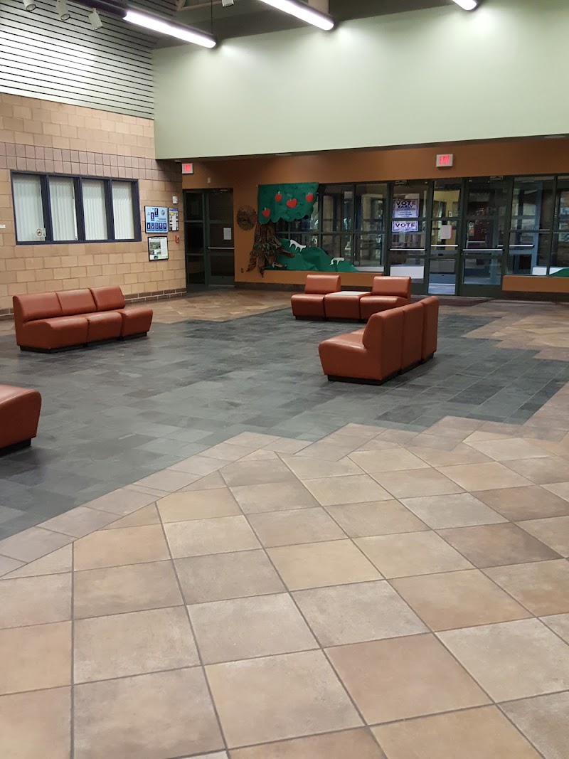 Veterans Memorial Community Center