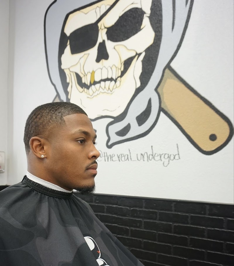 FADE MASTERS BARBERSHOP